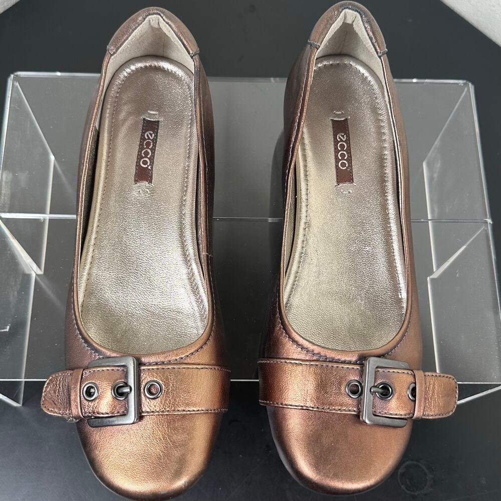 ECCO Women Metallic Bronze Leather Buckle Ballet Flats Size 7.5 EU 38 - Picture 7 of 12